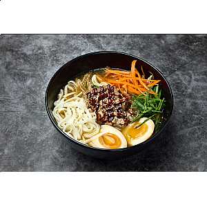 RAMEN ZUPA AR CŪKGAĻU