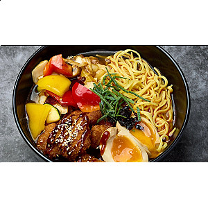 RAMEN AR VISTAS GAĻU